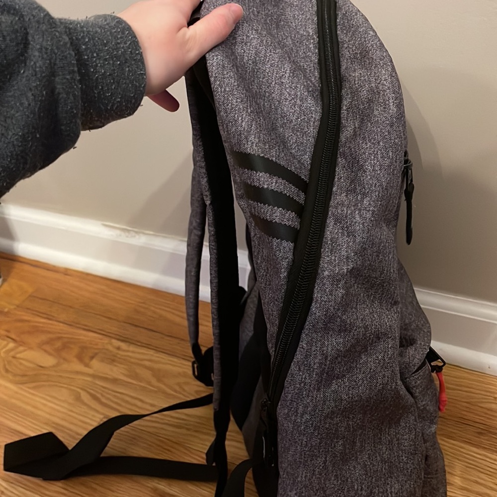 Adidas Backpack - Picture 4 of 6